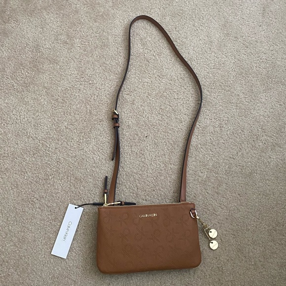 NWT Calvin Klein Crossbody bag
